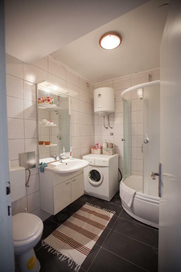 Riverview Apartment Osijek Extérieur photo
